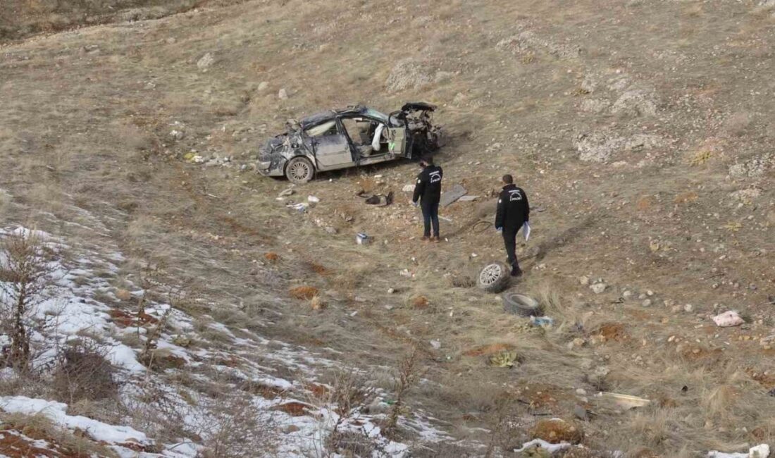 Malatya’da lastiği patlayan otomobilin şarampole devrilmesi sonucu meydana gelen trafik
