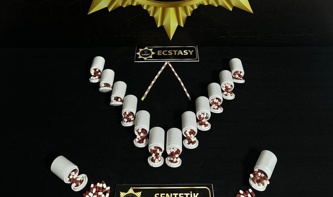 Malatya’da sokak satıcılarına yönelik düzenlenen operasyonda 780 adet sentetik ecza