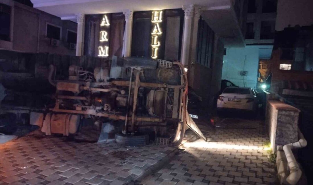 Maltepe’de taksiyle çarpıştıktan sonra kaçmaya çalışan moloz yüklü kamyonet, Tugay