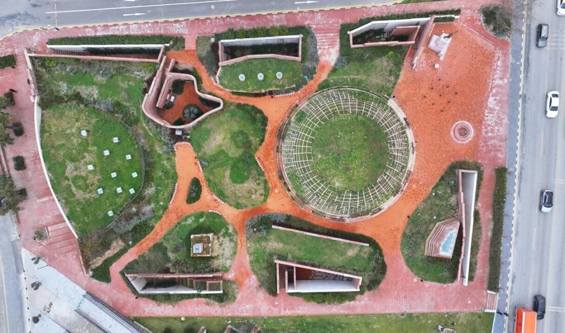 Manisa Büyükşehir Belediyesi tarafından yapımı gerçekleştirilen Manisa Kurtuluş Müzesi, kentin