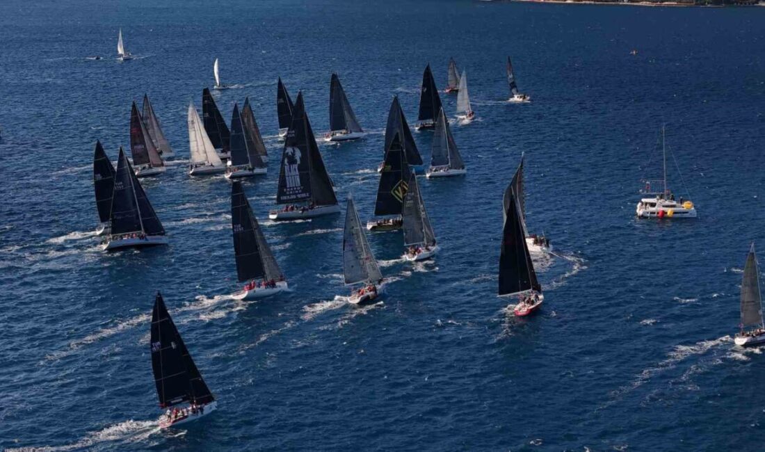 Muğla’nın Marmaris ilçesinde, kış yelken yarışlarının en büyüğü olarak gösterilen