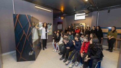 Mersin Büyükşehir Belediyesi’nin Tarsus’ta hizmete sunduğu Aratos Matematik Evi, birinci