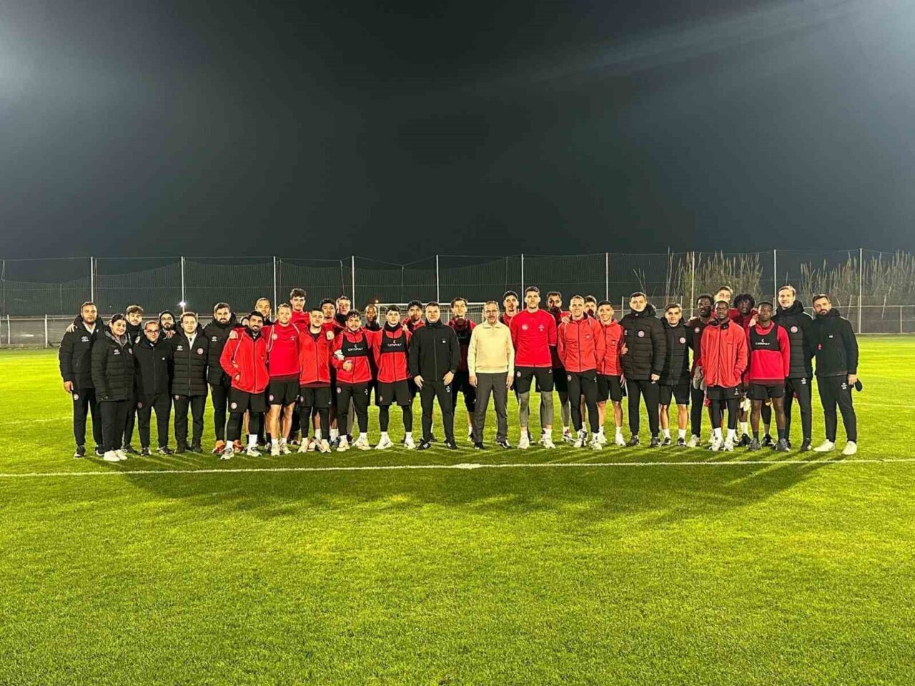 AK Parti İzmir Milletvekili ve önceki dönem Gençlik ve Spor