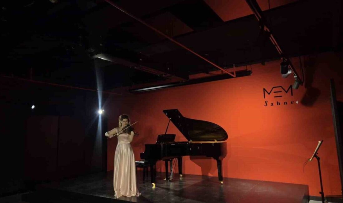 Nilüfer Belediyesi’nin “MEM Genç Sahne” konserinde bu ay Uludağ Üniversitesi