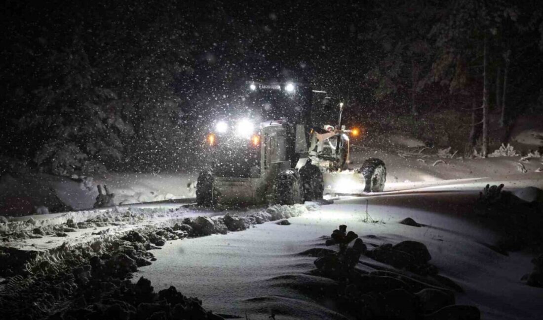 Menteşe Belediyesi ekipleri, Kozağaç Mahallesi ile Kavaklıdere ilçesini birbirine bağlayan