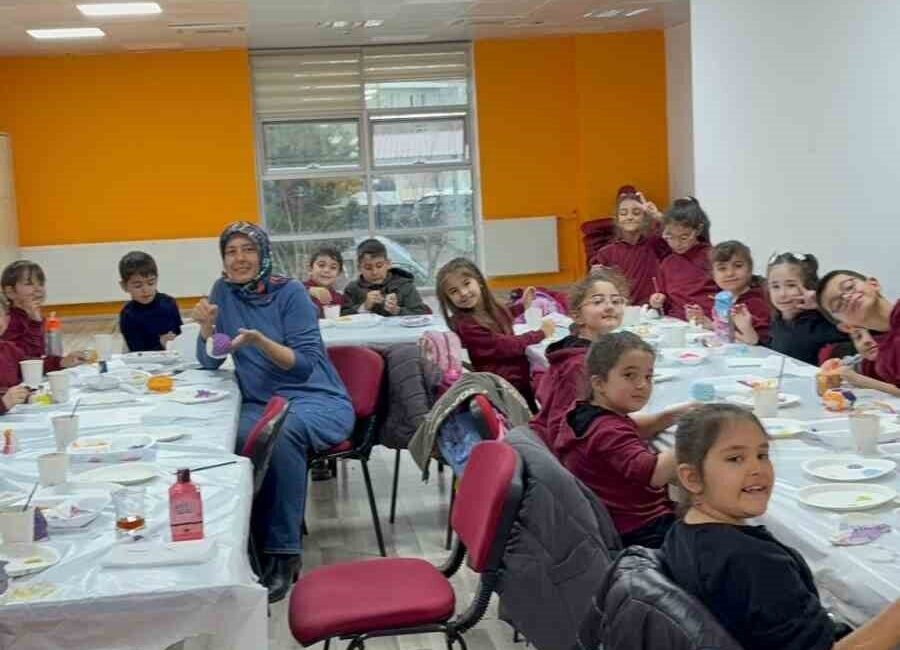 Menteşe Gençlik ve Spor İlçe Müdürlüğü tarafından hayata geçirilen “Okullar