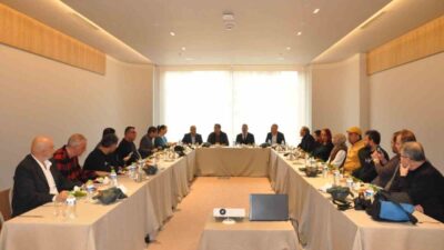 Mersin’in Silifke ilçesinde düzenlenen toplantıda bölgenin turizmi konuşulurken, çok güçlü