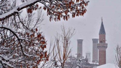 Bölge genelinde havanın parçalı ve çok bulutlu geçeceği, buzlanma ve