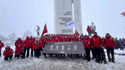 AKUT Bozüyük ekibi tarafından gelenekselleşen Metristepe Zafer ve Şehitleri Anma
