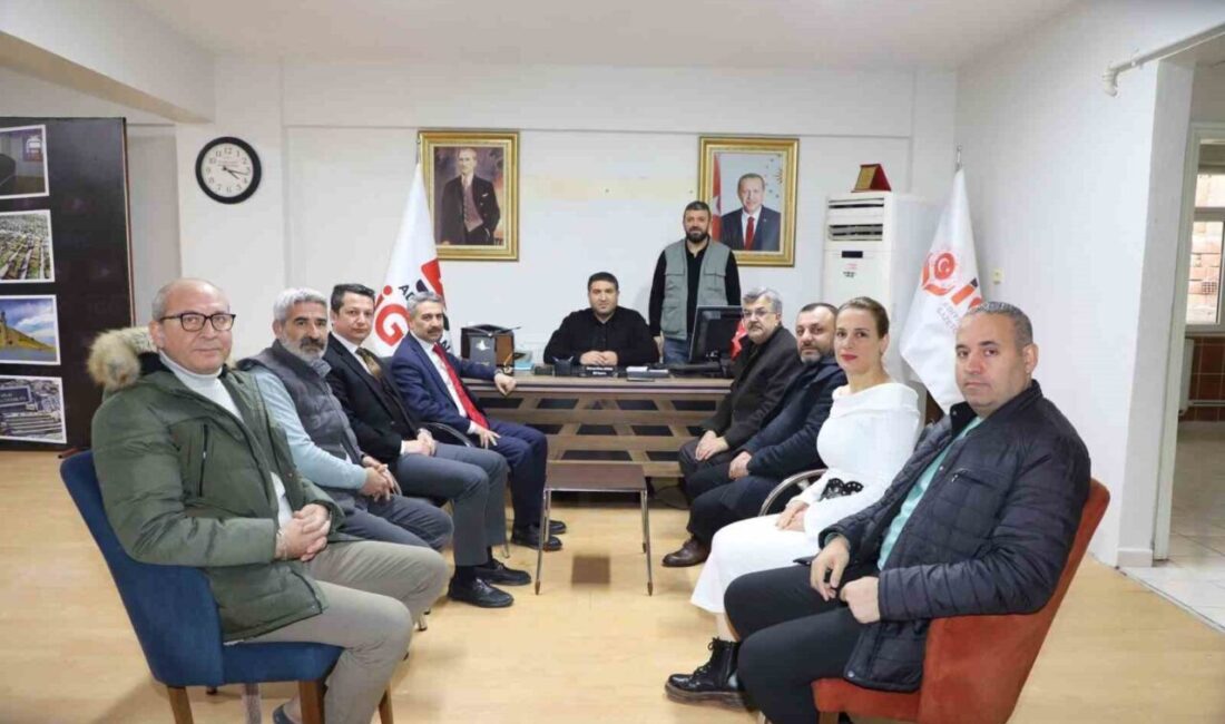 AK Parti Teşkilat Başkan Yardımcısı ve Adıyaman Milletvekili Mustafa Alkayış,