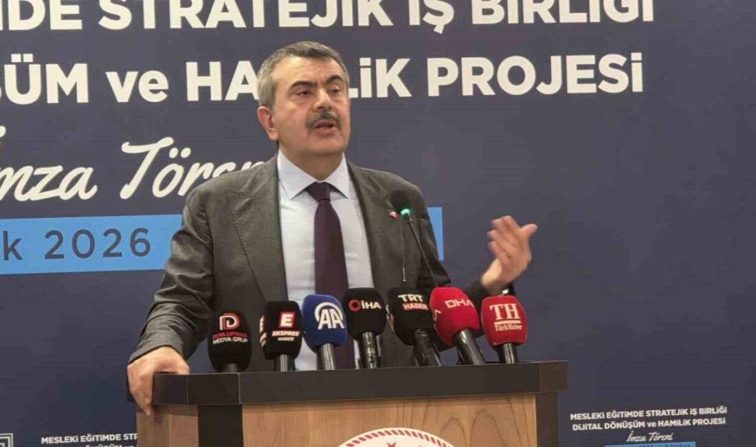 Milli Eğitim Bakanı Yusuf Tekin, Kütahya’da düzenlenen Mesleki Eğitimde Stratejik