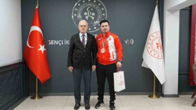 DÜZCE (İHA) – Olimpiyat ve Dünya şampiyonu Milli karate sporcusu