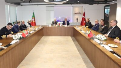 Milli Savunma Bakanı Yaşar Güler ve Portekiz Savunma Bakanı Nuno