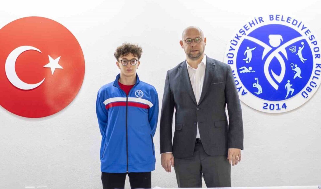Paralimpik Avrupa Gençlik Oyunları gümüş madalyası sahibi, Türkiye Şampiyonu ve