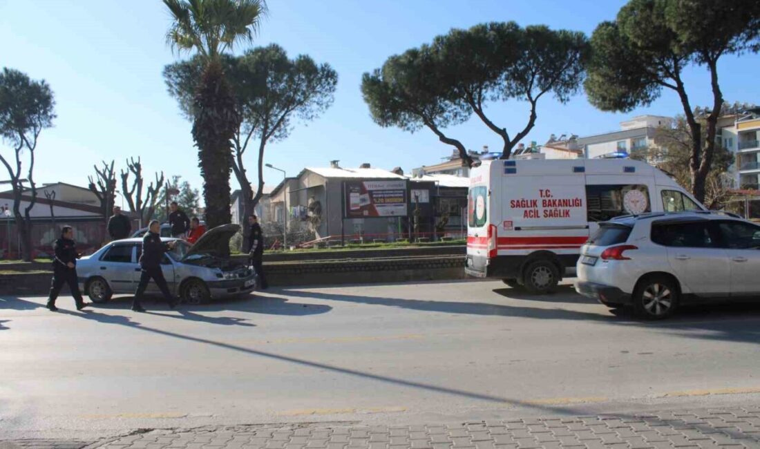 Aydın’ın Efeler ilçesinde seyir halindeyken önündeki minibüs ile otomobilin çarpışması