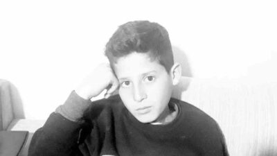 Ankara’da kontrolden çıkan motosiklet, seyir halindeki minibüse arkadan çarptı. Kazada