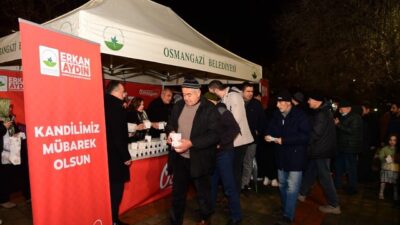 Osmangazi Belediyesi, Miraç Kandili dolayısıyla vatandaşlara kandil simidi ikramında bulundu.