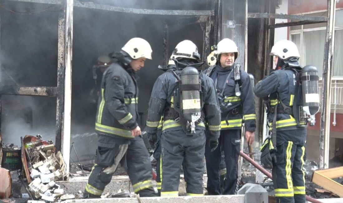Antalya’nın Kepez ilçesinde koltuk döşeme ve mobilya aksesuarları iş yerinde