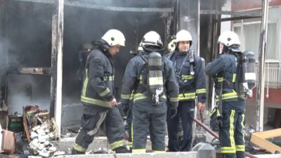 Antalya’nın Kepez ilçesinde koltuk döşeme ve mobilya aksesuarları iş yerinde