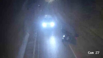 Amasya’da tünelde önündeki otomobilleri sollamak isteyen sürücünün kullandığı motosiklet, devrilip