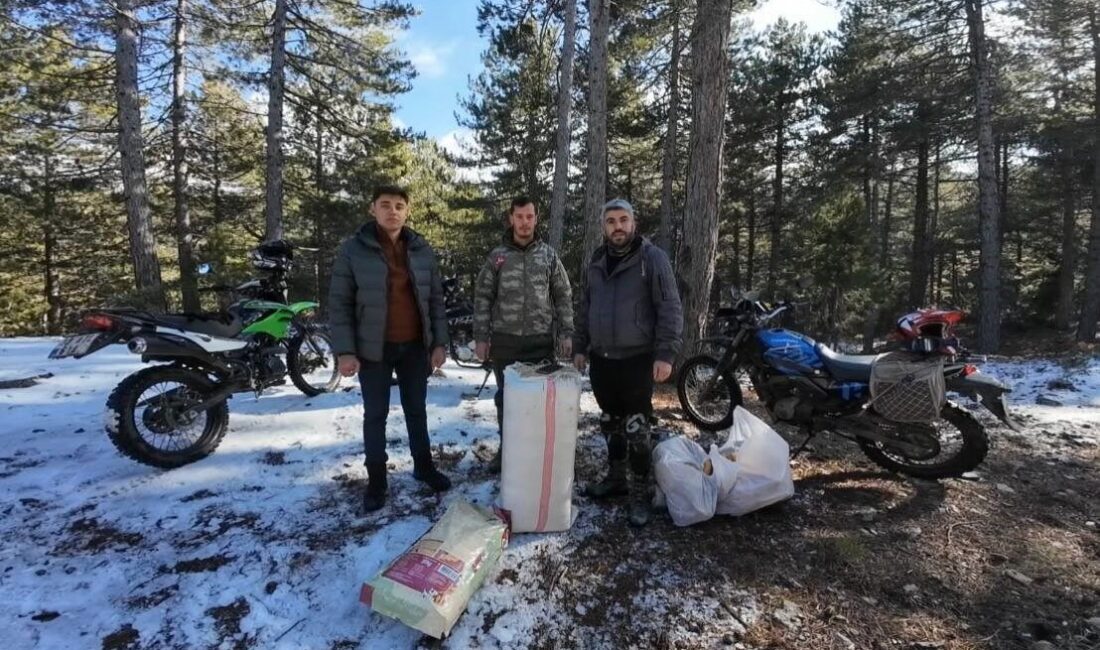 Osmaniye’de kendilerine “Zompçular Enduro Osmaniye” adını veren motosiklet grubu, Amanos