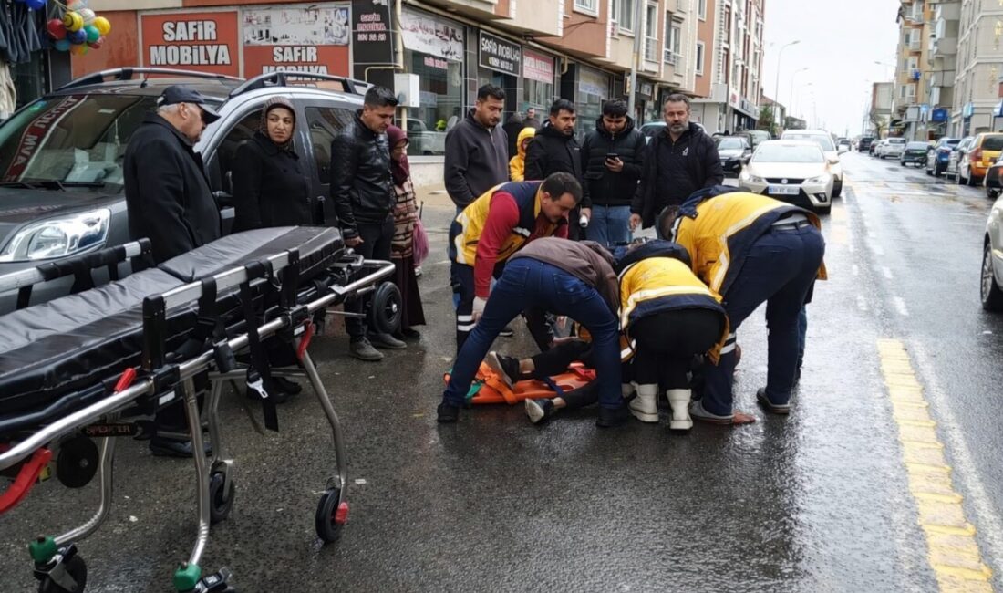 Tekirdağ’ın Muratlı ilçesinde meydana gelen trafik kazasında, yolun karşısına geçmek