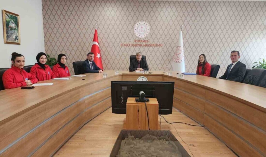 Pazarlar Spor Lisesi tarafından hazırlanan “E-Sportif” isimli dijital okul dergisi