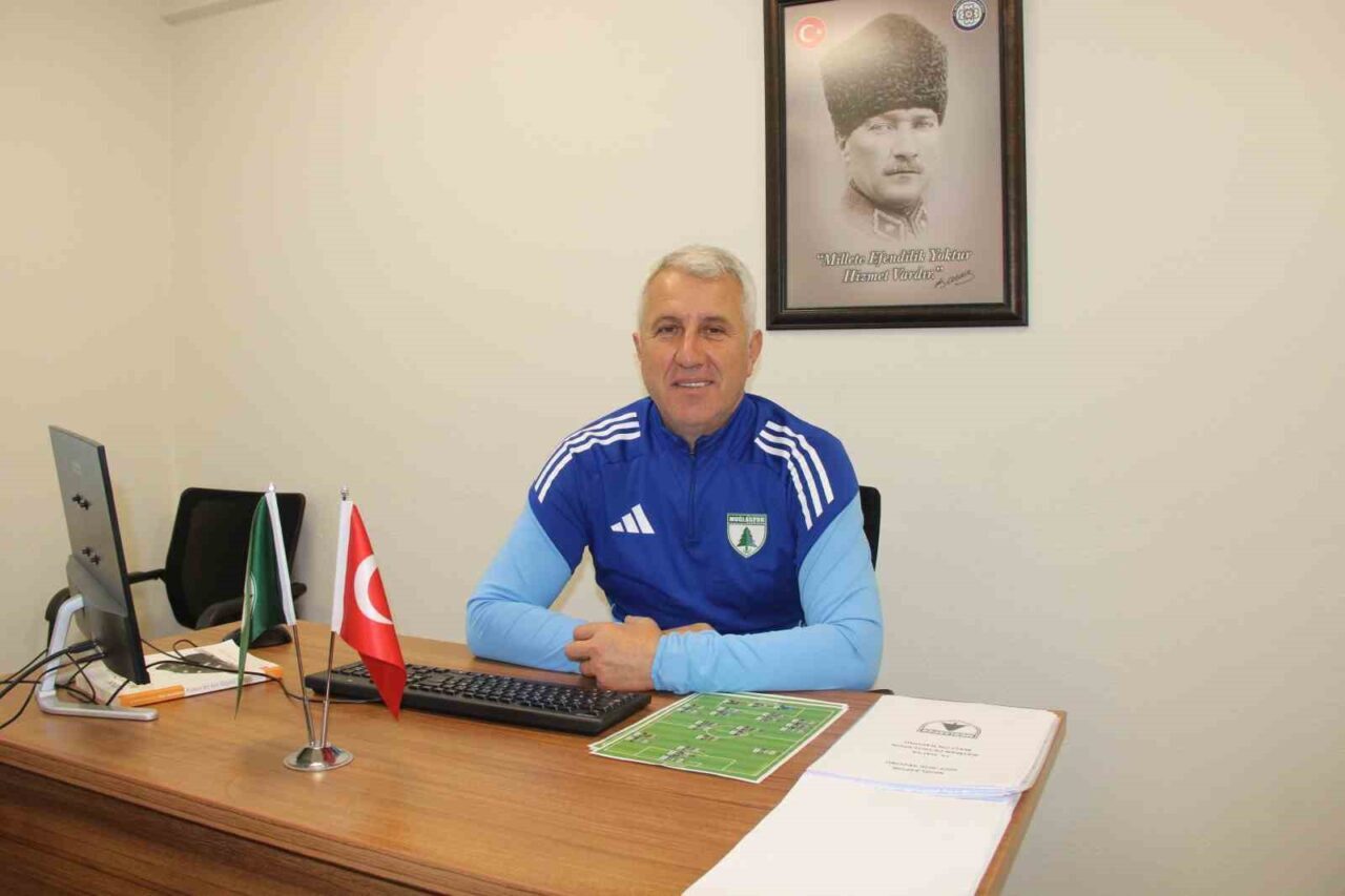 Muğlaspor Teknik Direktörü Besim Durmuş, deplasmanda Beykoz Anadoluspor’u 2-1 mağlup