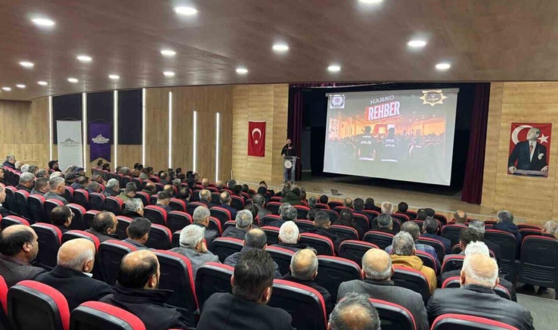 Afyonkarahisar’da polis ekipleri tarafından muhtar ve annelere yönelik uyuşturucu ile