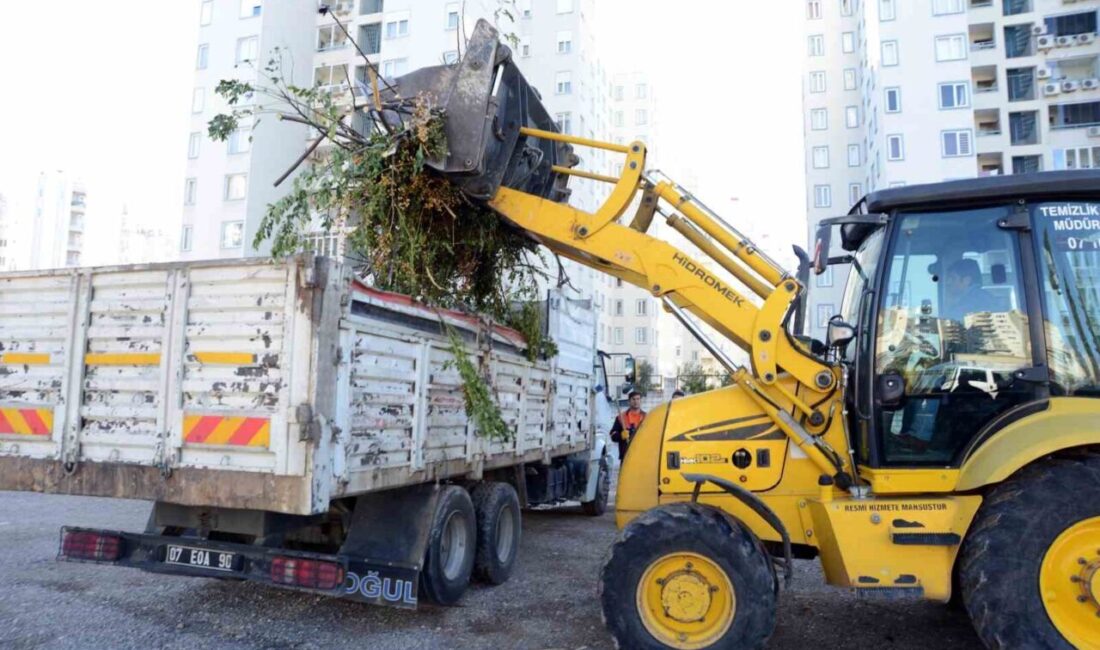 Antalya’da Muratpaşa Belediyesi, kurallara uymayarak çevre ve görüntü kirliliğine neden