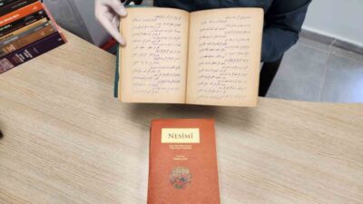 Munzur Üniversitesi öğretim üyesi Doç. Dr. İlyas Kayaokay’ın şahsi kütüphanesinde