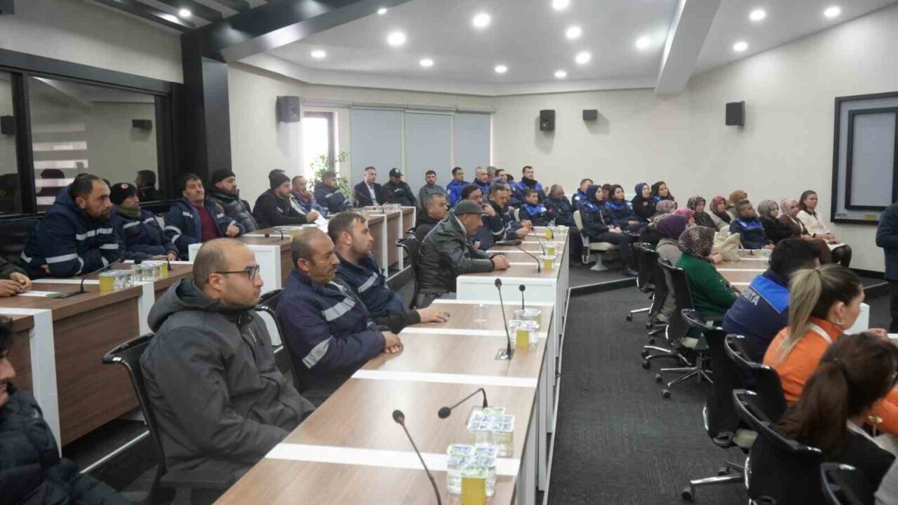 Niğde Belediyesi Kadın ve Aile Hizmetleri Müdürlüğü, personelin toplumsal ve