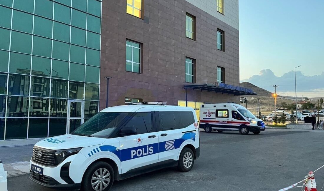 Niğde’de sobadan sızan karbonmonoksit gazından zehirlenen 1 kişi hayatını kaybetti.