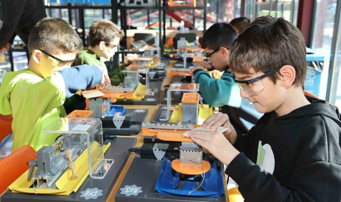 Nilüfer Belediyesi yarıyıl tatilini çocuklar için birbirinden farklı atölyeler, oyunlar