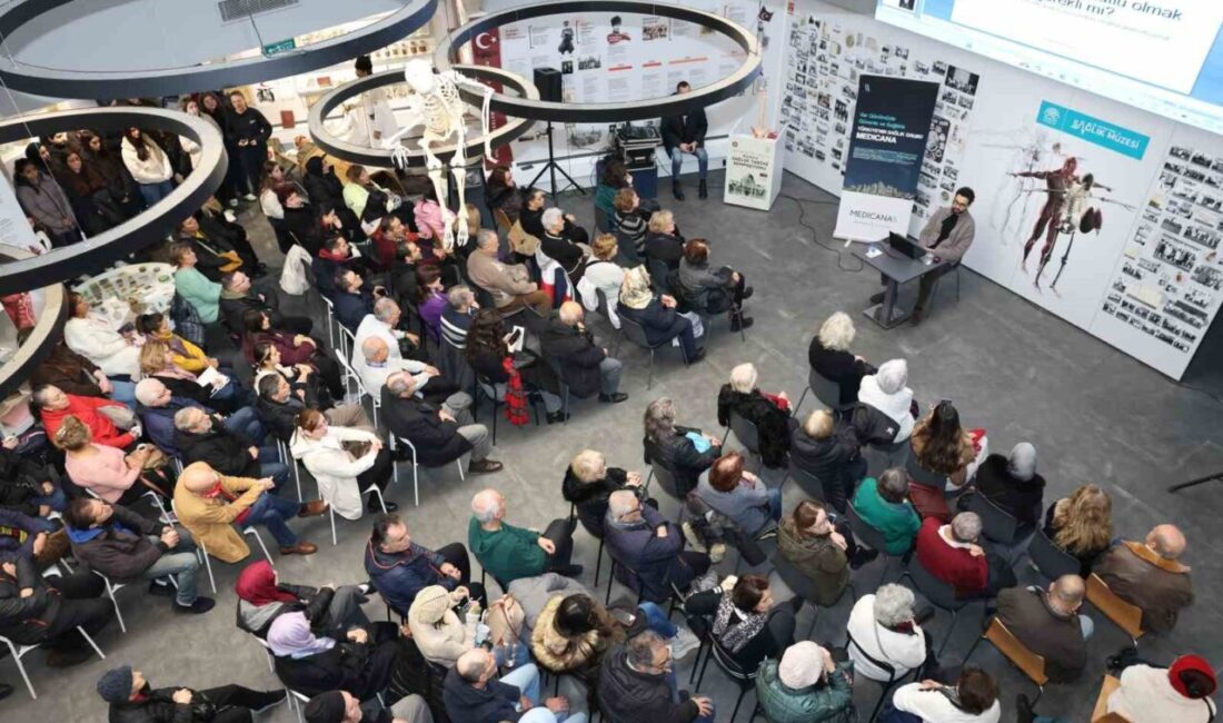 Nilüfer Belediyesi’nin düzenlediği ’Sağlık Buluşmaları’na konuk olan psikiyatrist Uzman Dr.