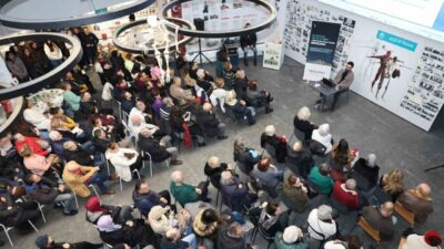 Nilüfer Belediyesi’nin düzenlediği ’Sağlık Buluşmaları’na konuk olan psikiyatrist Uzman Dr.