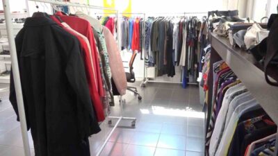 Nilüfer Belediyesi’nin hayata geçirdiği “Giymiyorsan Giydir” uygulamasıyla, vatandaşların bağışladığı ikinci