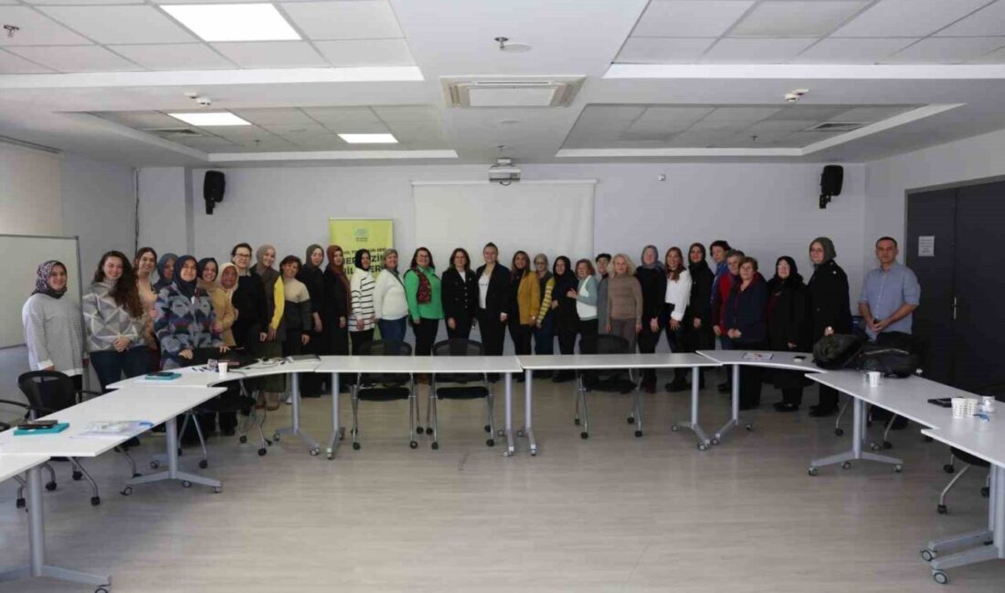 Nilüfer Belediyesi’nin ev sahipliğinde bir araya gelen kadın dernekleri, dayanışmayı