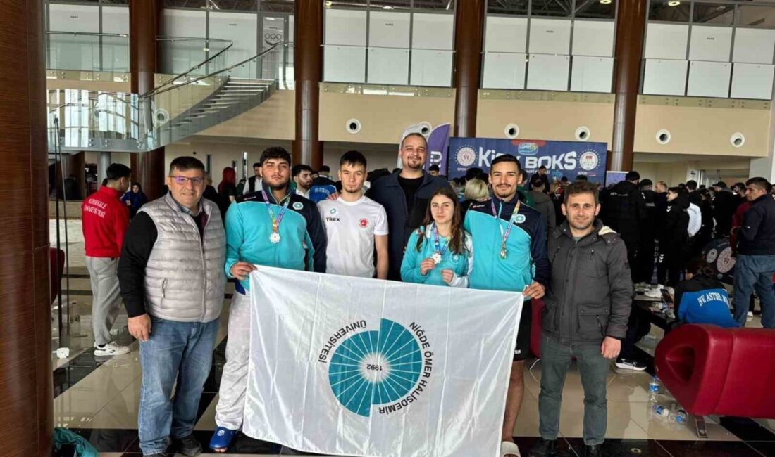 Niğde Ömer Halisdemir Üniversitesi sporcuları, Üniversitelerarası Kick Boks Türkiye Şampiyonası’ndan