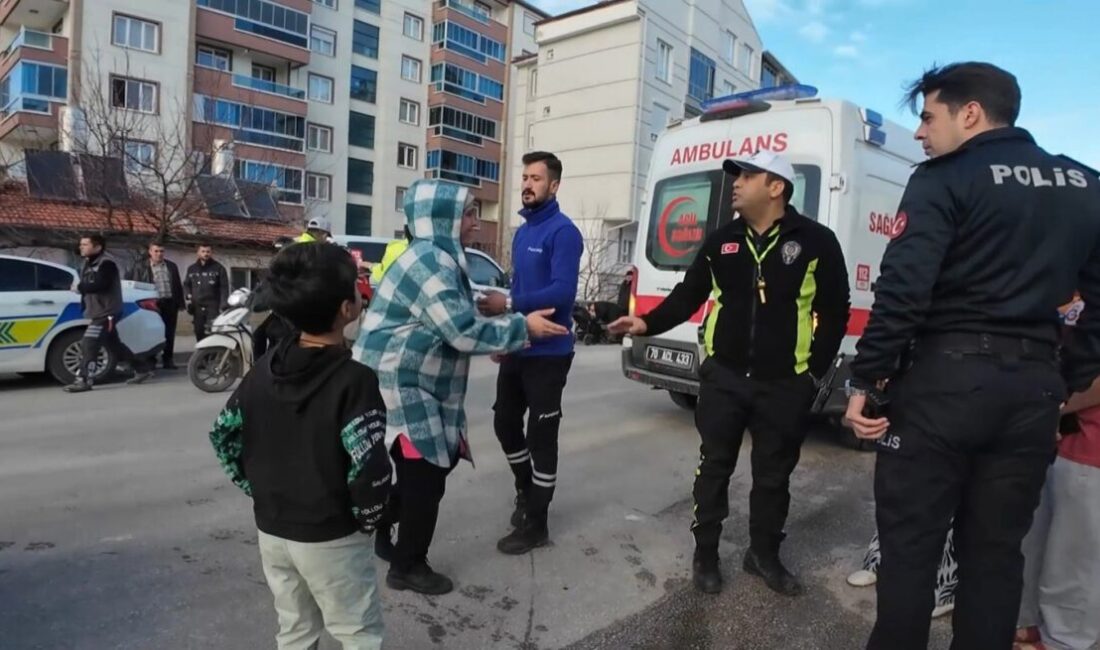 Karaman’da 14 yaşındaki çocuğun kullandığı üç tekerlekli elektrikli bisiklet, otomobille