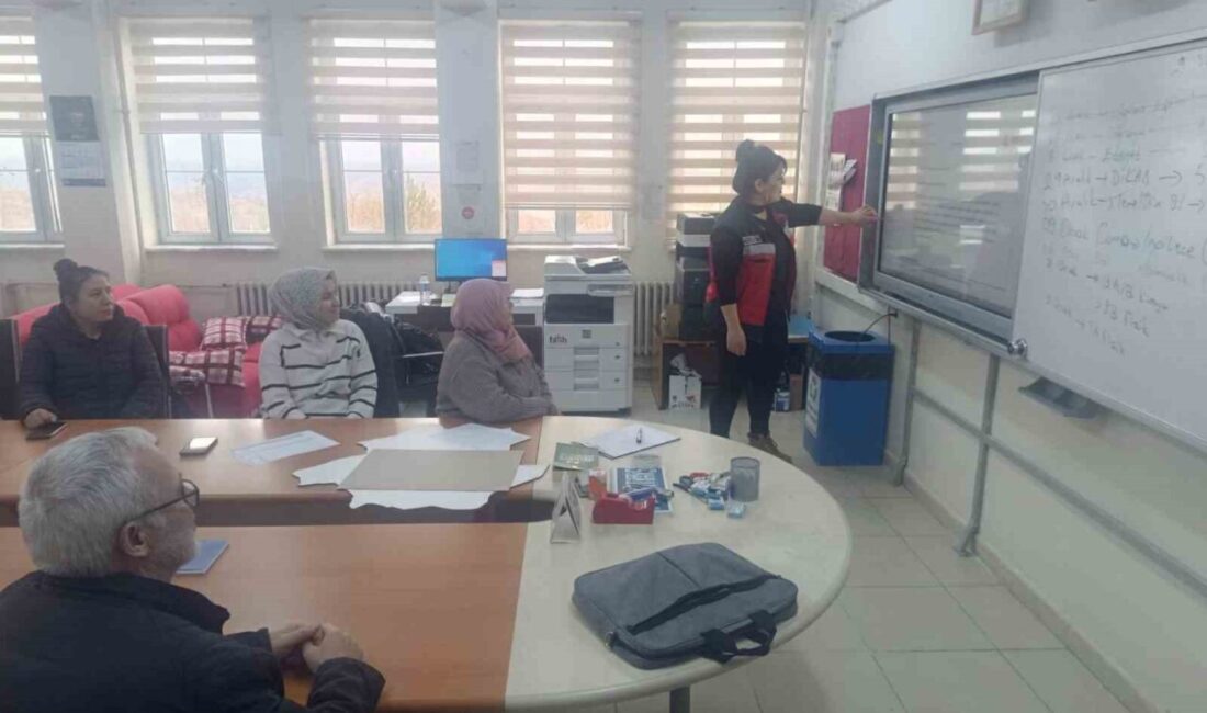 Kütahya’nın Pazarlar İlçesinde Milli Eğitim Bakanlığına bağlı eğitim ve öğretim