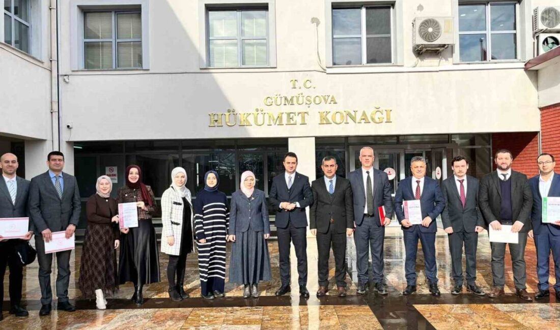 DÜZCE (İHA) – Düzce’nin Gümüşova ilçesinde 4 okula kalite yönetimi,