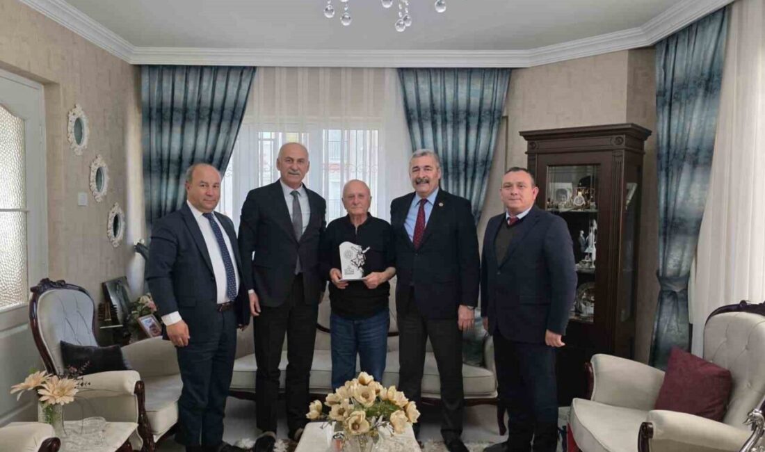 Efeler İlçe Milli Eğitim Müdürlüğü, ’Ahde Vefa’ projesi kapsamında ömrünü