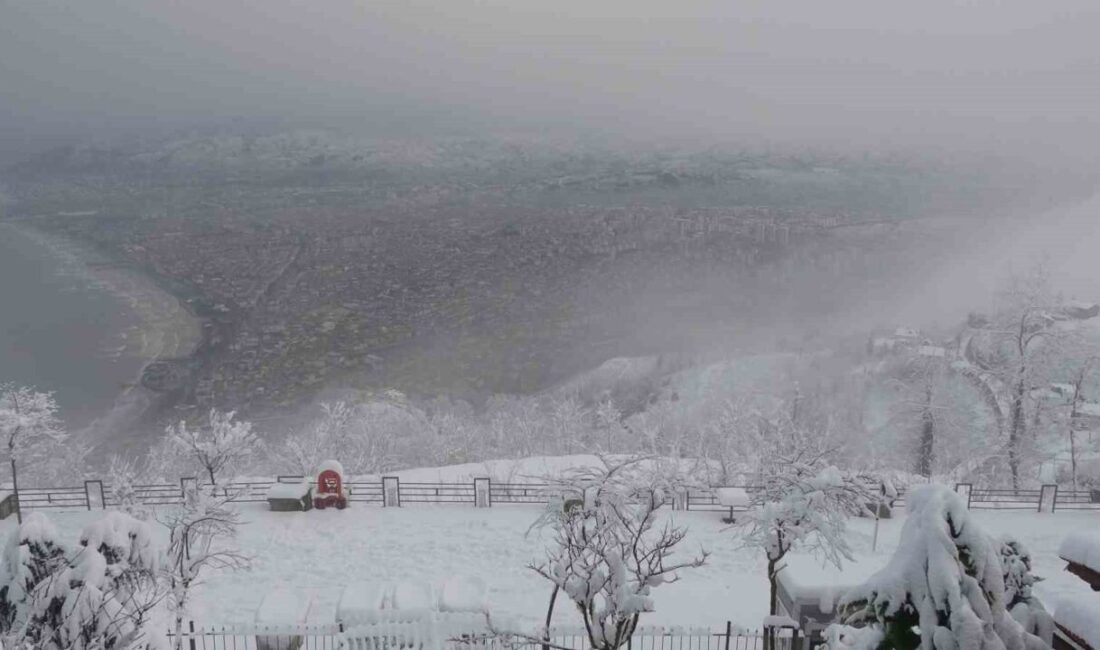 Ordu Valiliği, kar yağışı ve buzlanma nedeniyle 13 ilçenin tamamında,
