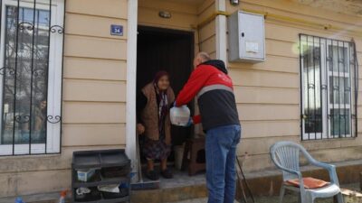 Ordu Büyükşehir Belediyesi tarafından ihtiyaç sahibi vatandaşların sıcak yemek ihtiyaçları