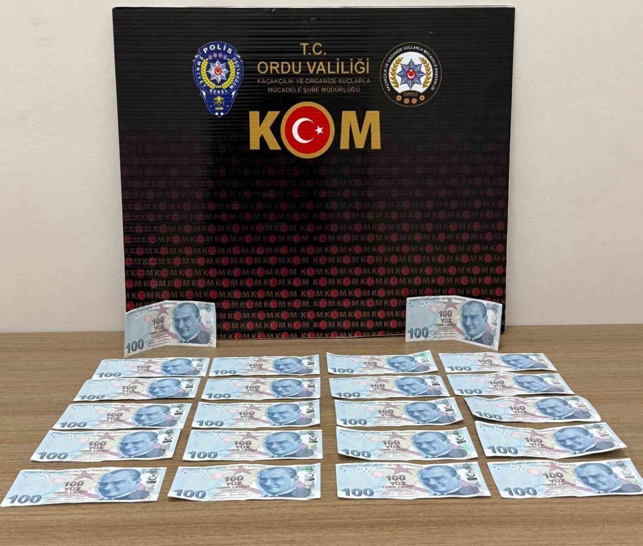 Ordu’nun Ulubey ilçesinde polis ekiplerince yürütülen sahte para operasyonu kapsamında