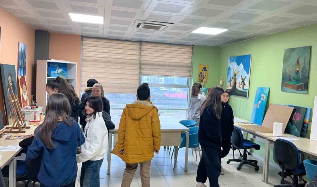 DÜZCE (İHA) – Düzce Gençlik Merkezi, Beyciler Ortaokulu öğrencilerini ağırladı.