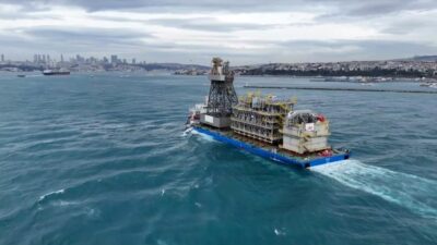 Osman Gazi yüzer üretim platformunun parçaları ile Yıldırım Sondaj Gemisi’nin