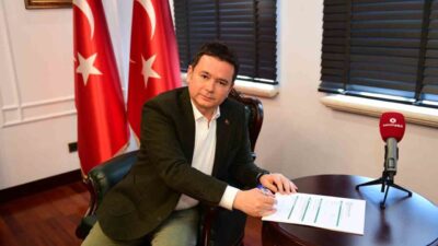 Osmangazi Belediye Başkanı Erkan Aydın, Bursaspor Kulübü Başkanı Enes Çelik’i