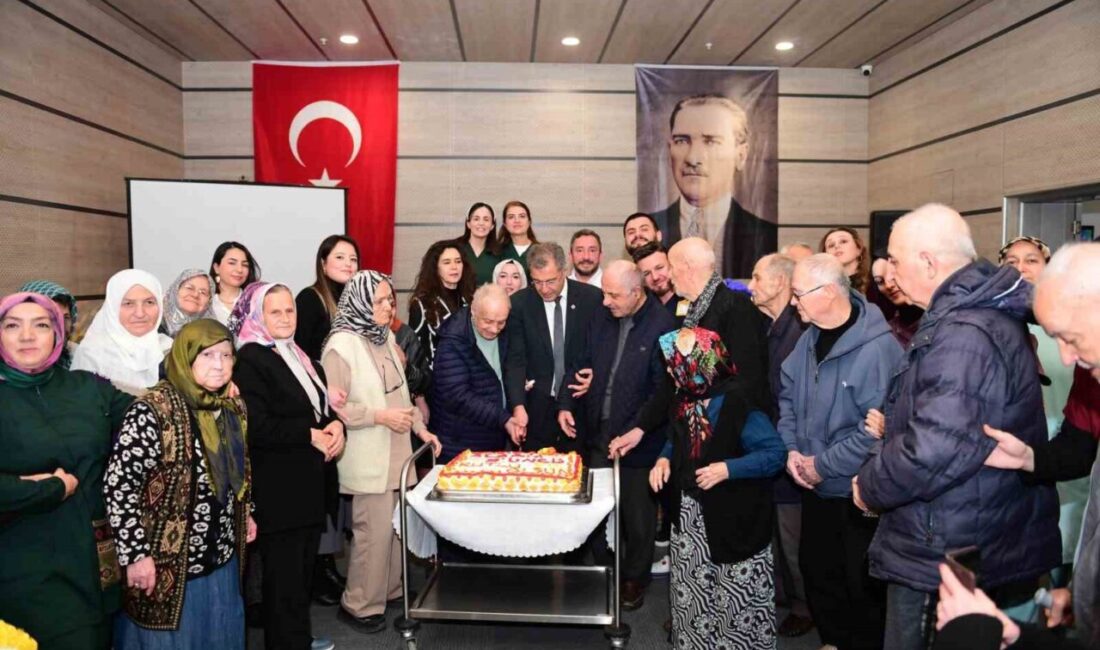 BURSA (İHA) – Osmangazi Belediyesi bünyesinde hizmet veren Alzheimer Gündüz